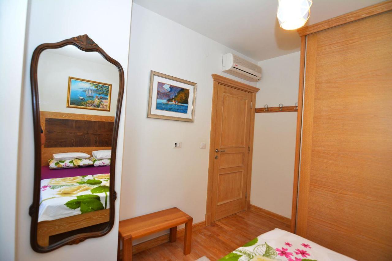 Apartments Olive Kotor Exterior foto