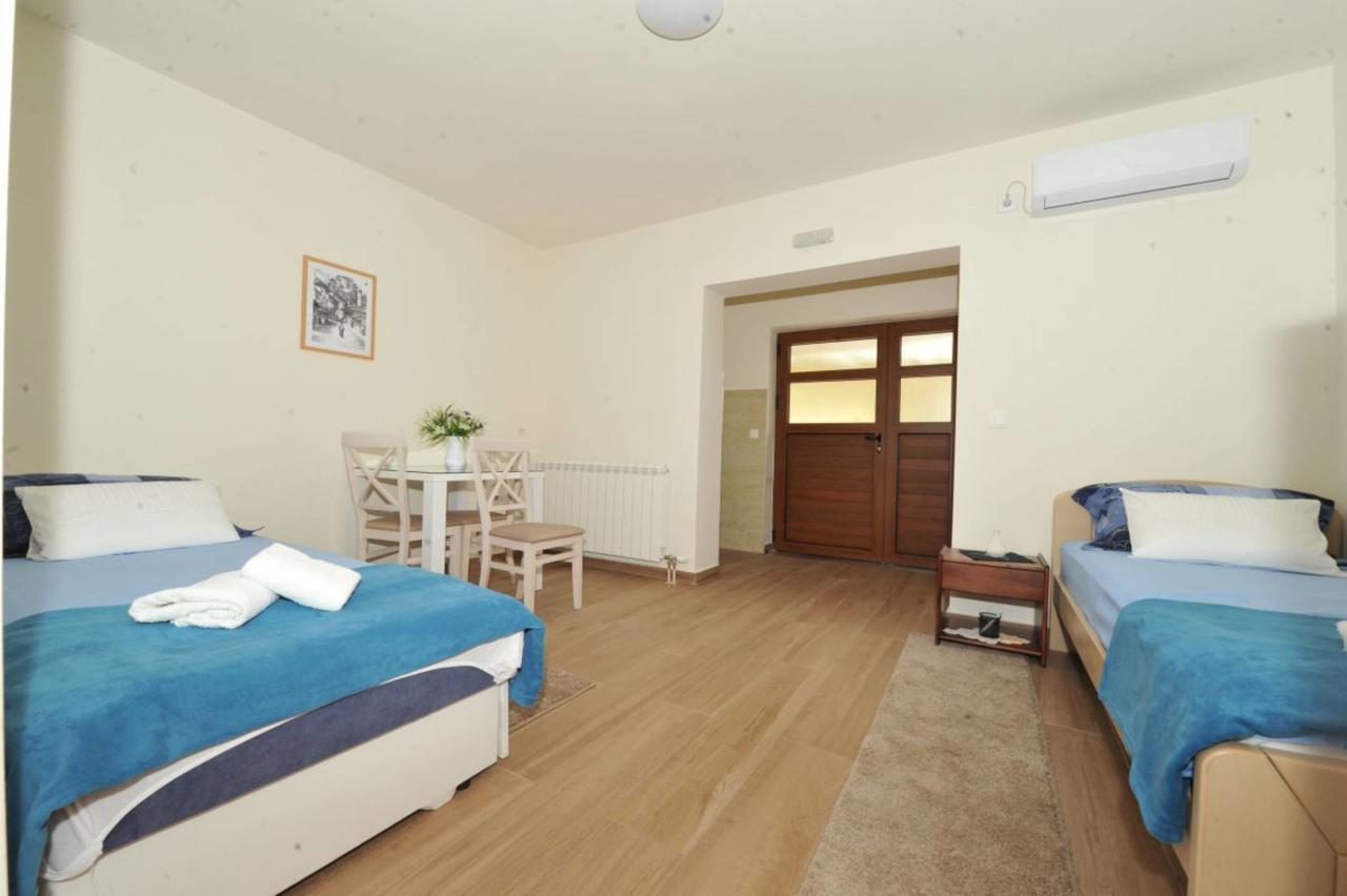 Apartments Olive Kotor Exterior foto